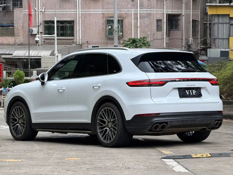 macan cayenne