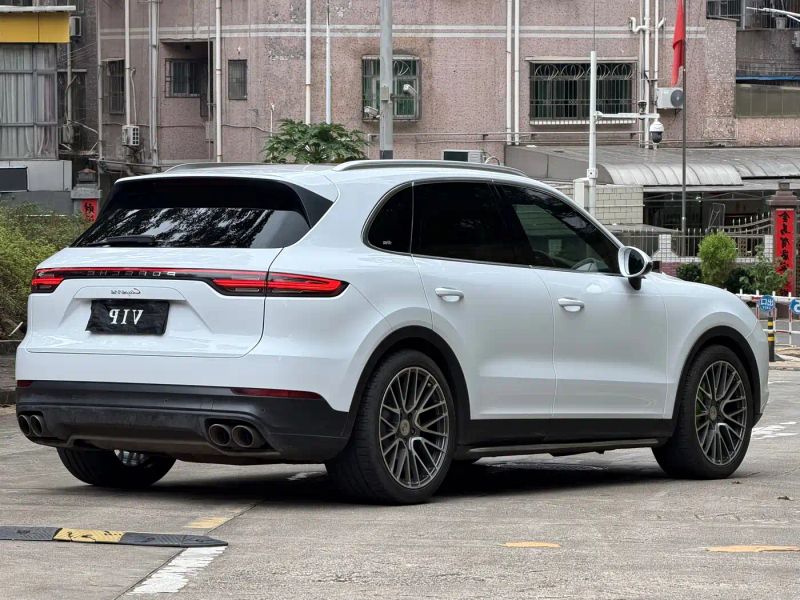 macan cayenne