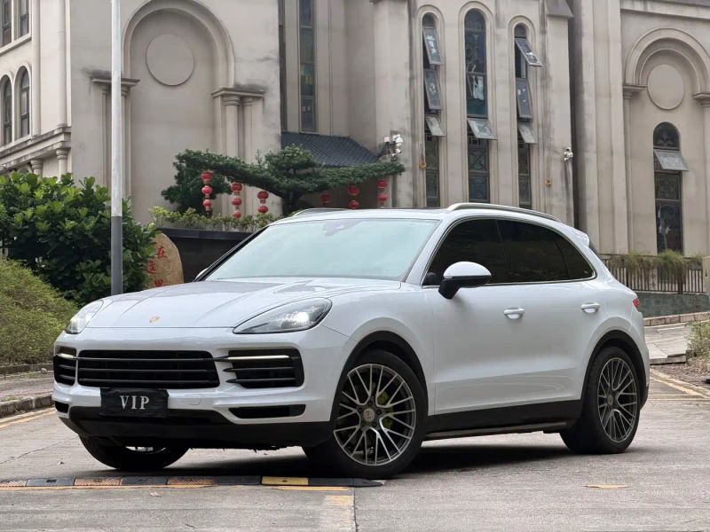 macan cayenne