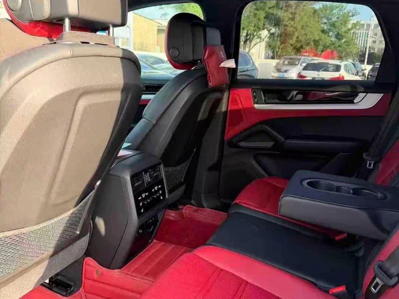 macan cayenne