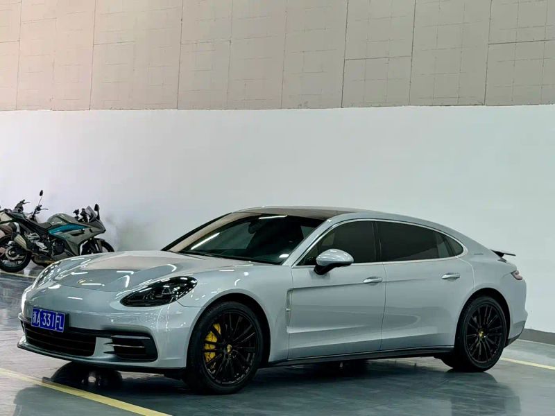 macan panamera