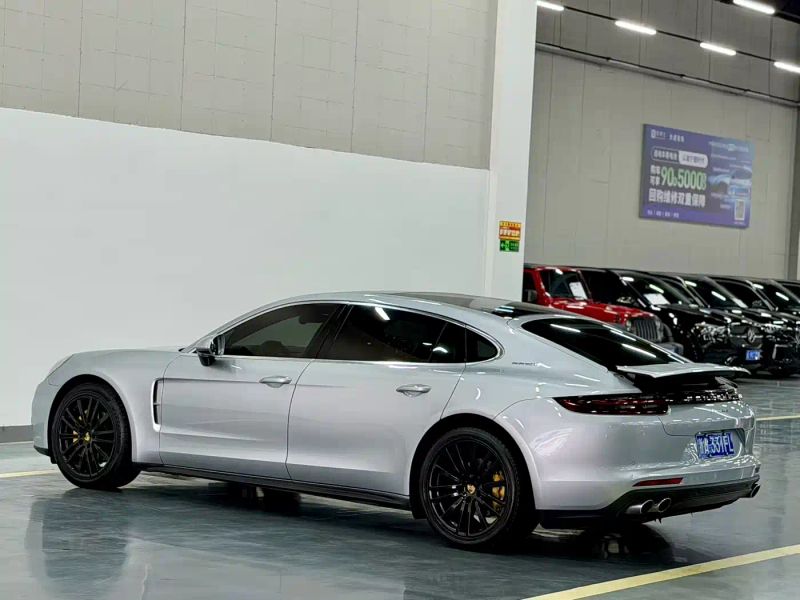 macan panamera