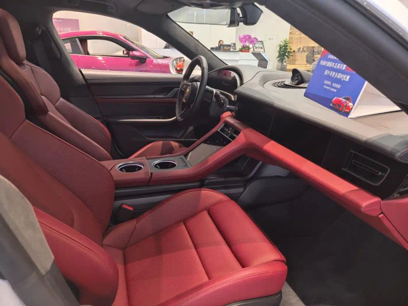 macan taycan