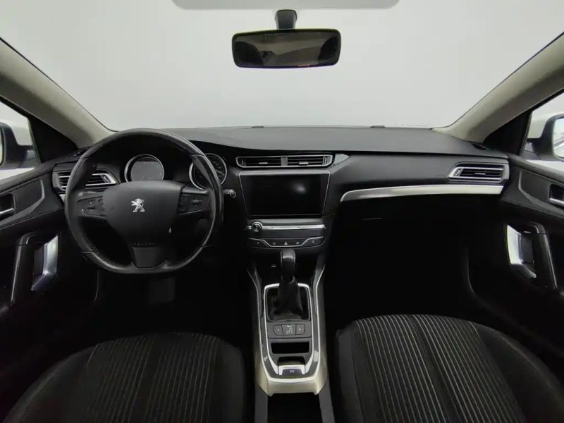 Peugeot peugeot_408