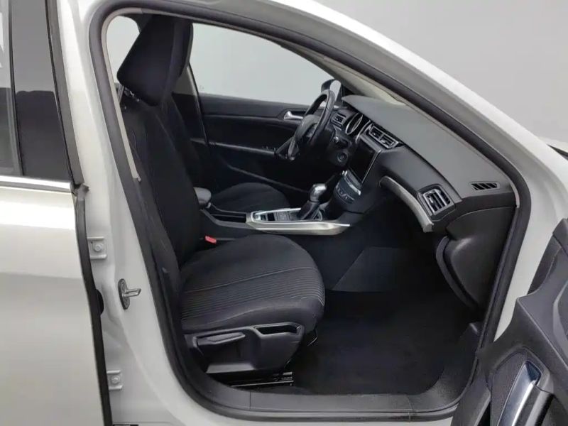 Peugeot peugeot_408
