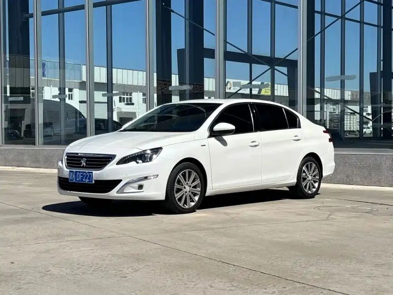 Peugeot 408