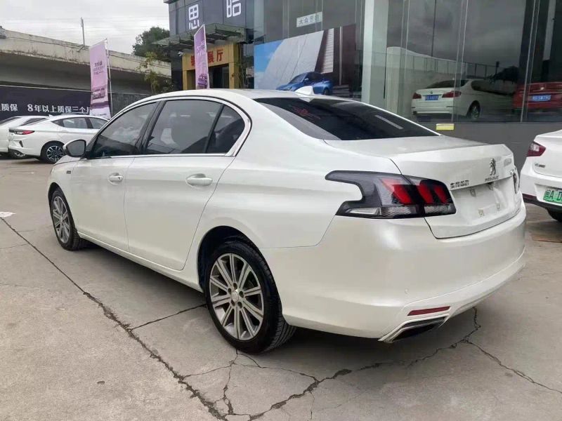 Peugeot peugeot_408