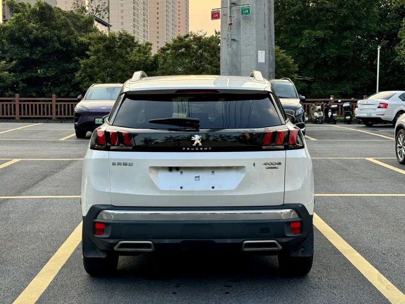 Peugeot 4008