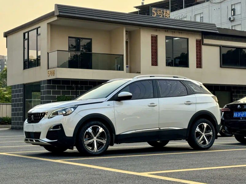 Peugeot 4008