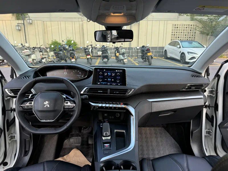 Peugeot 4008