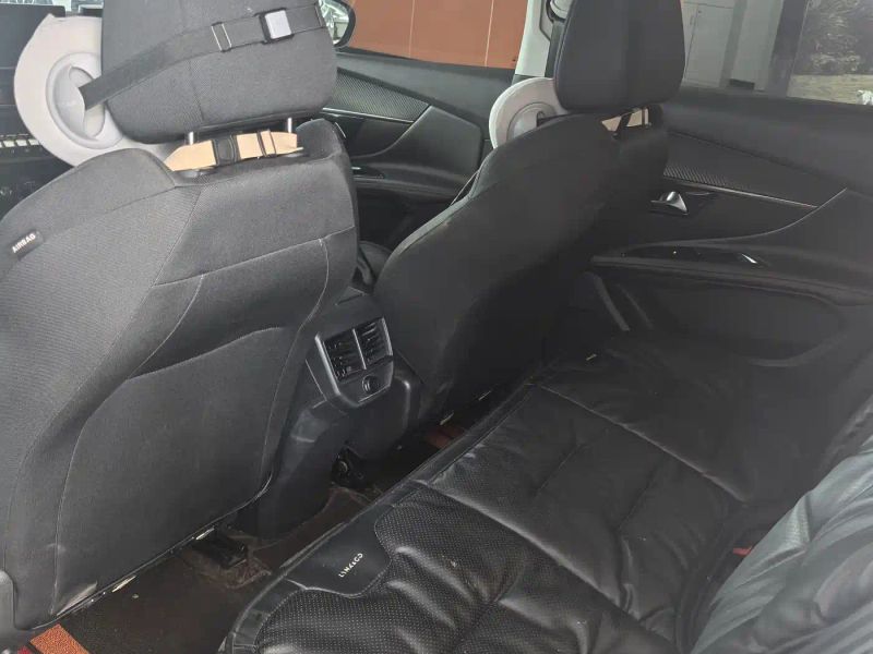 Peugeot 4008