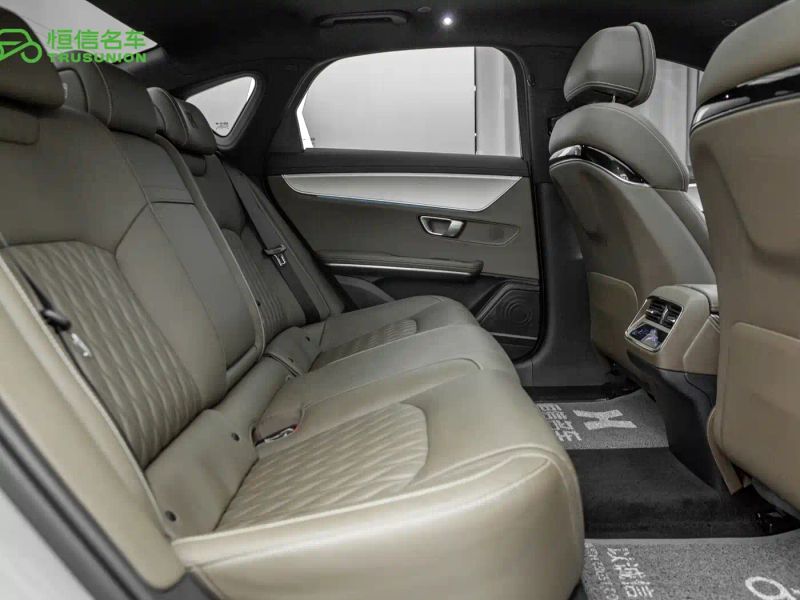 han sedan