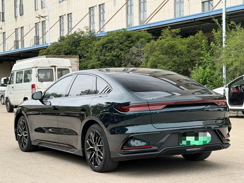 han sedan