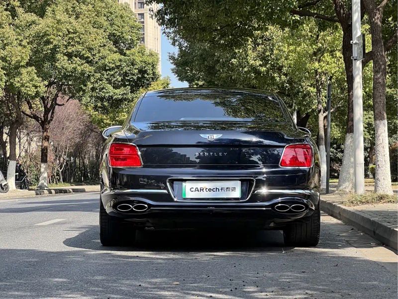 tian-yue sedan