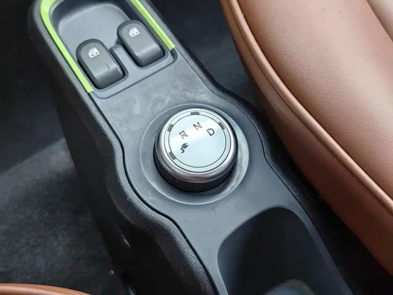 Baojun e100