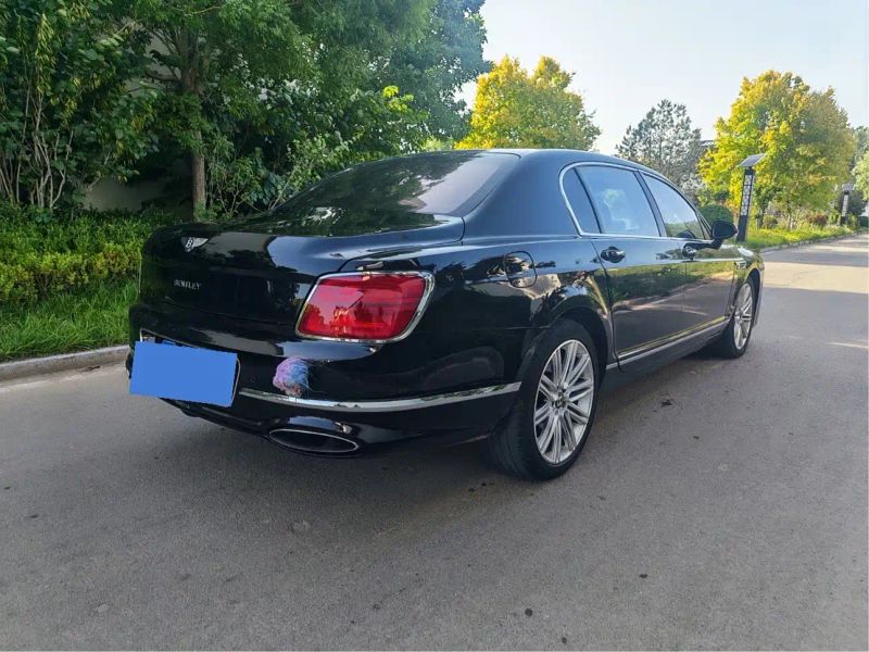 tian-yue sedan