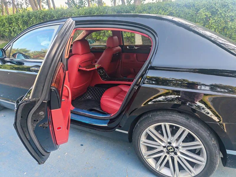 tian-yue sedan