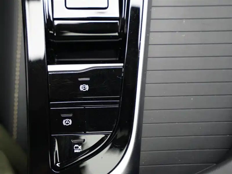 Besturn b70