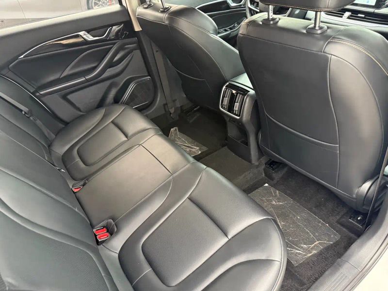 Besturn b70