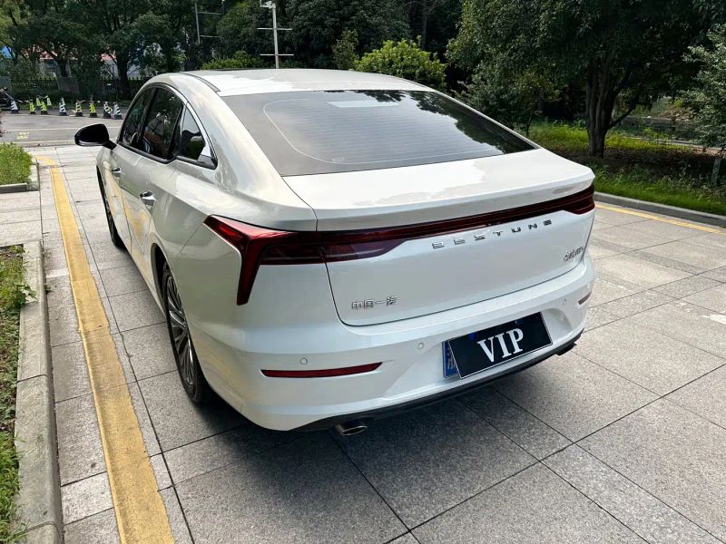 Besturn b70