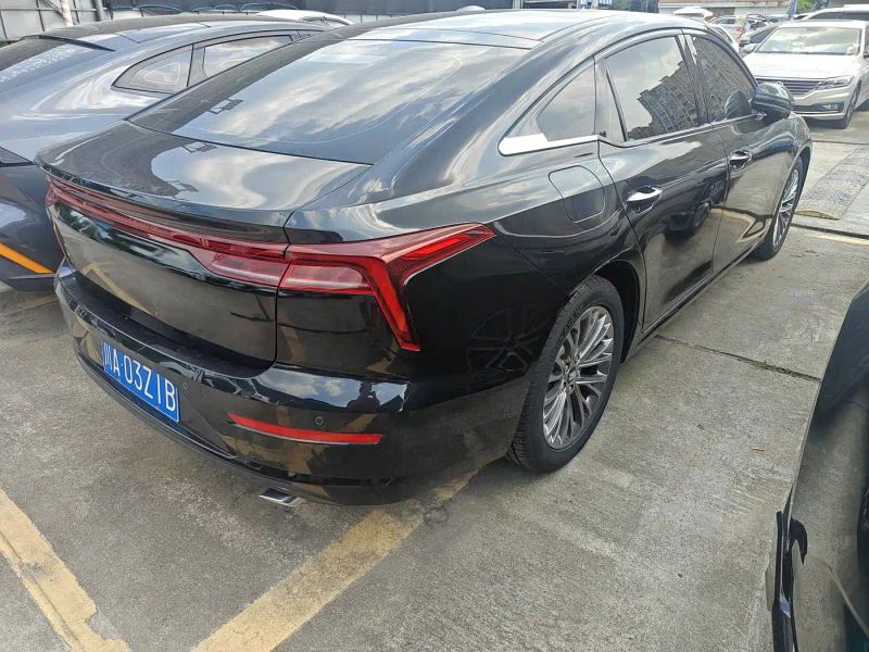Besturn b70