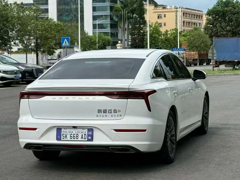 Besturn b70