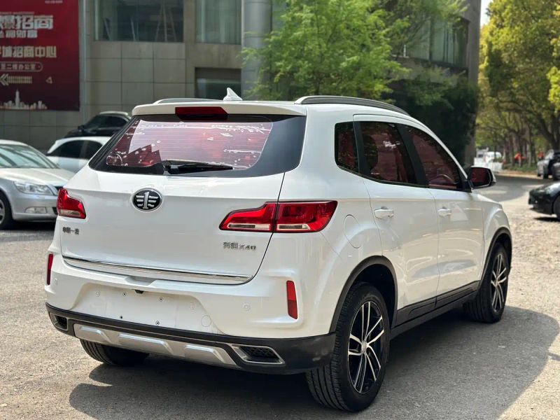 Besturn x40
