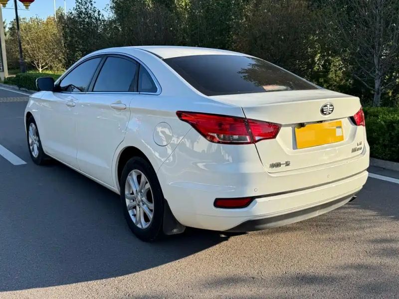 Besturn b50