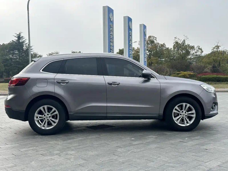 Borgward bx7