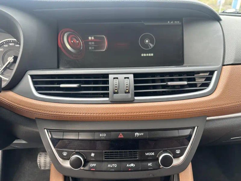 Borgward bx7