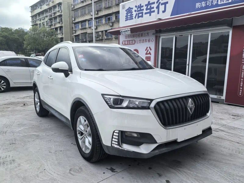 Borgward bx5