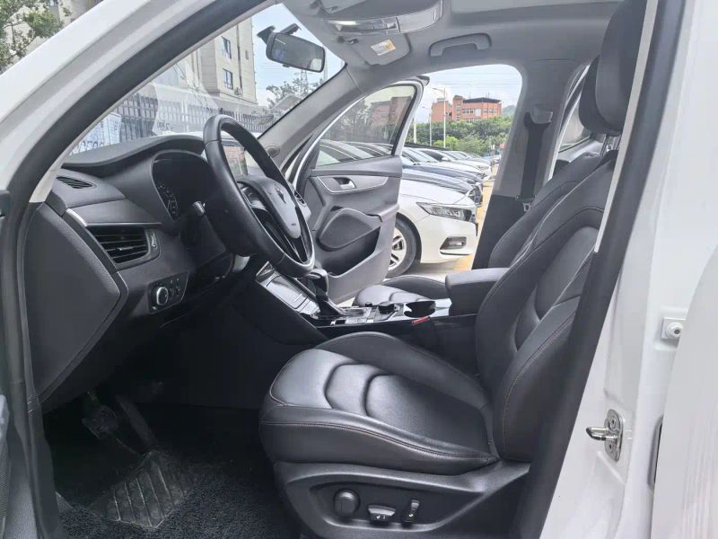 Borgward bx5