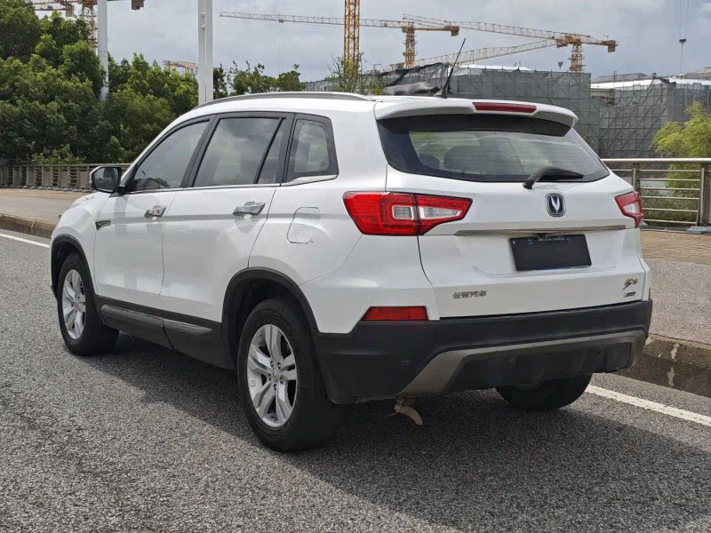 Changan cs75