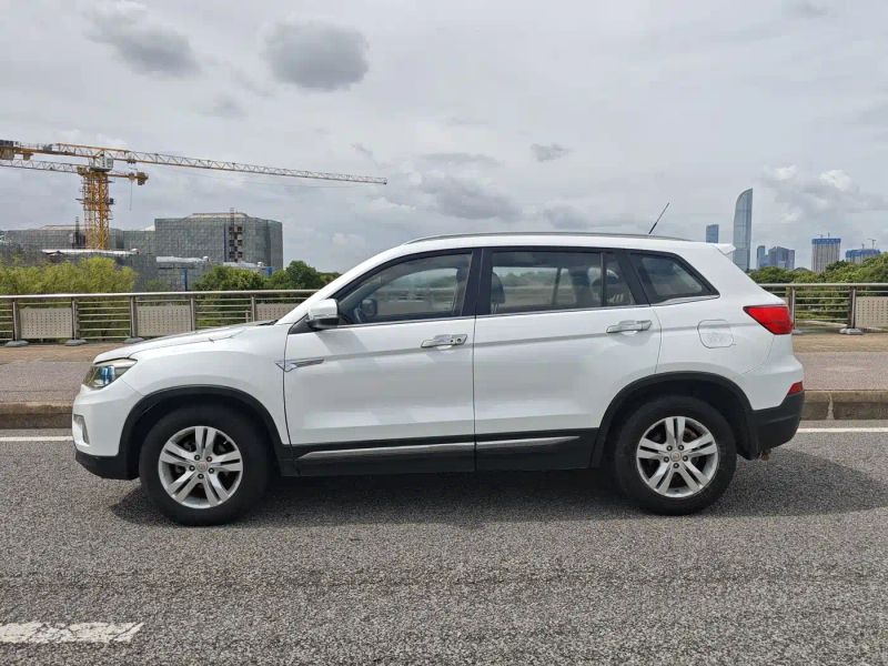 Changan cs75