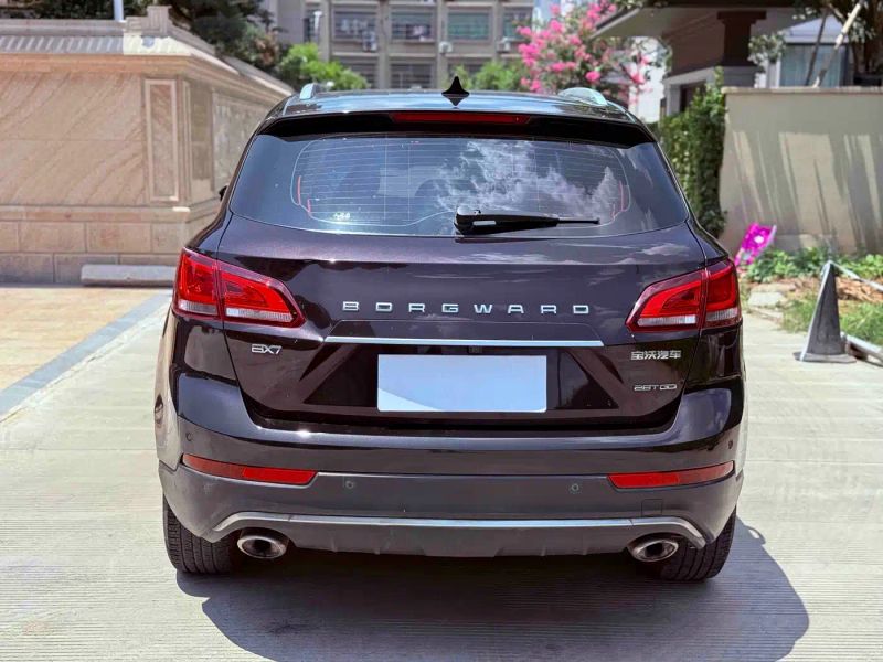 Borgward bx7