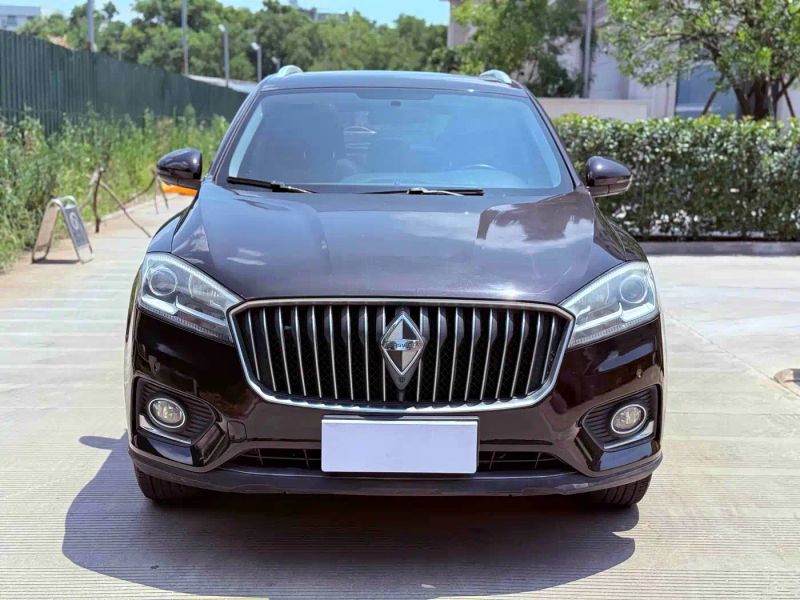 Borgward bx7