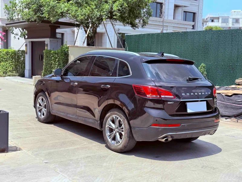 Borgward bx7