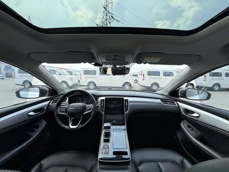 Roewe i6-max