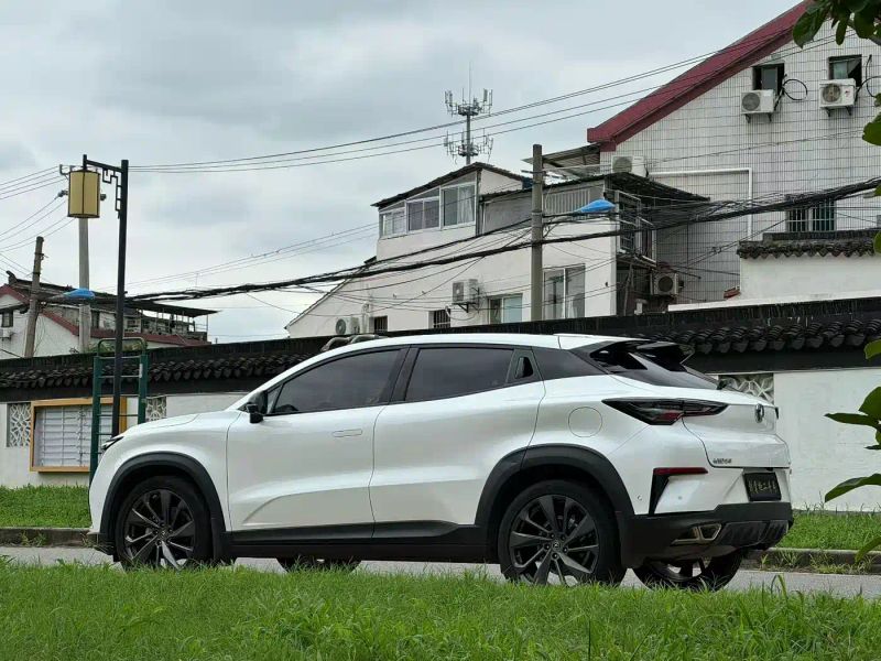 Changan uni
