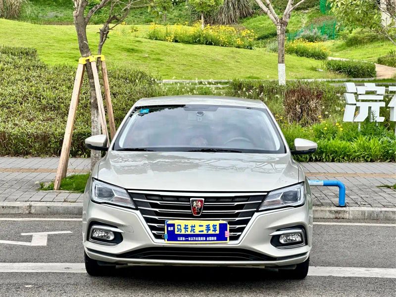 Roewe i5