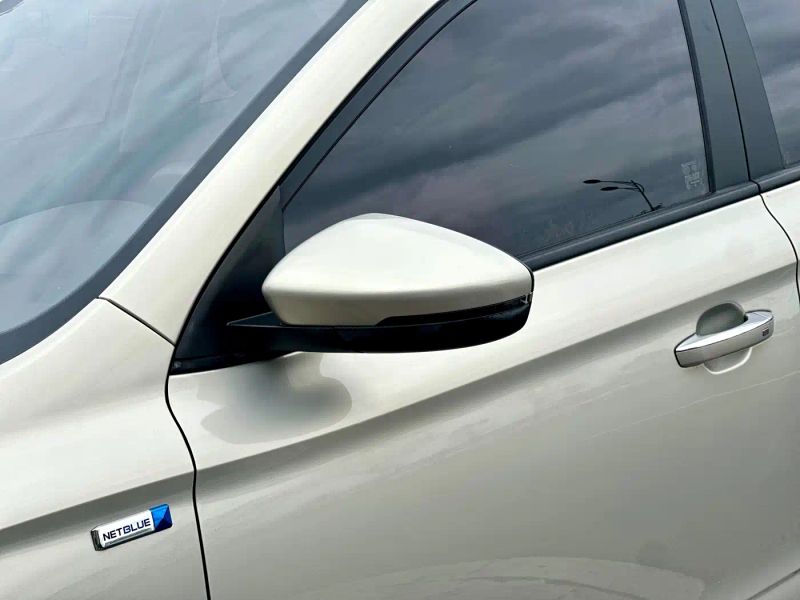 Roewe i5