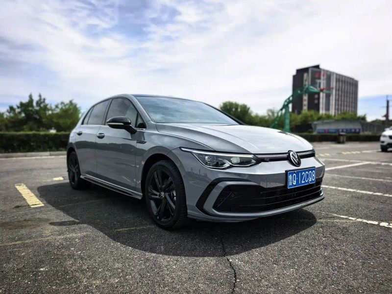 faw-volkswagen golf