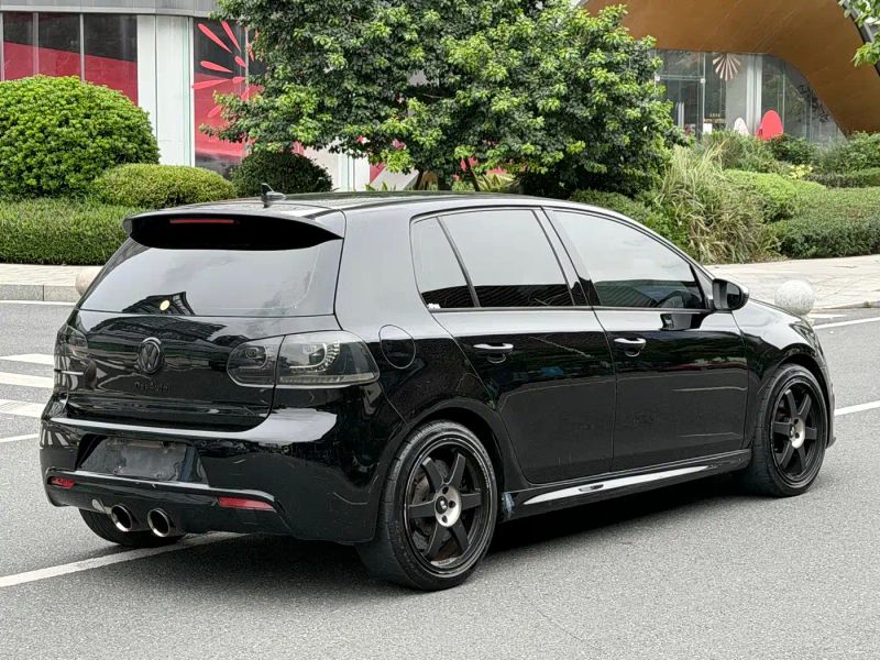 faw-volkswagen golf