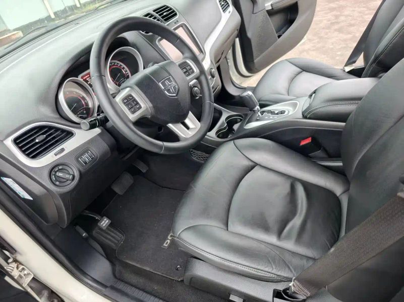 Dodge crossroad