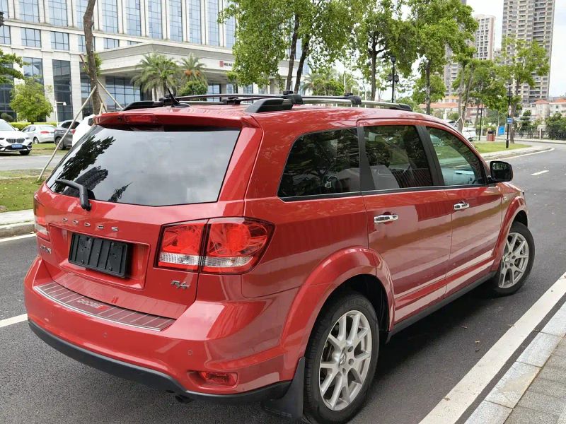 Dodge crossroad