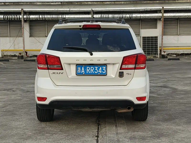 Dodge crossroad