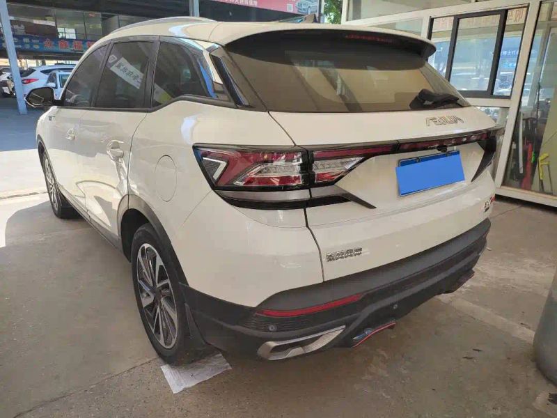yixuan ax7