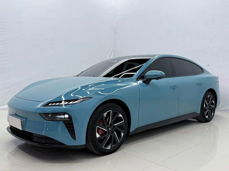 eπ sedan