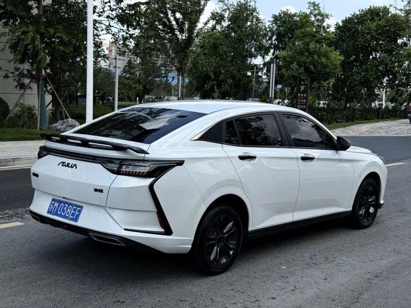 yixuan yixuan