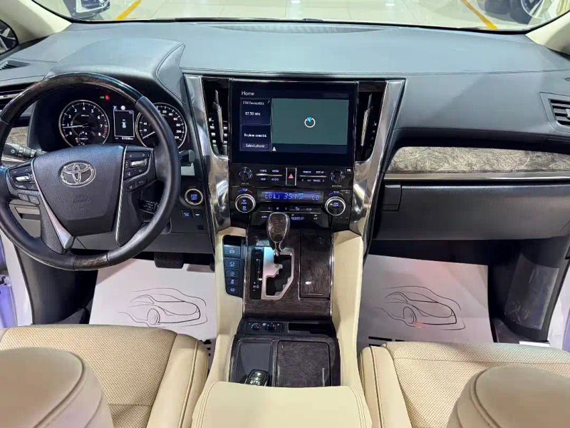 alphard alphard